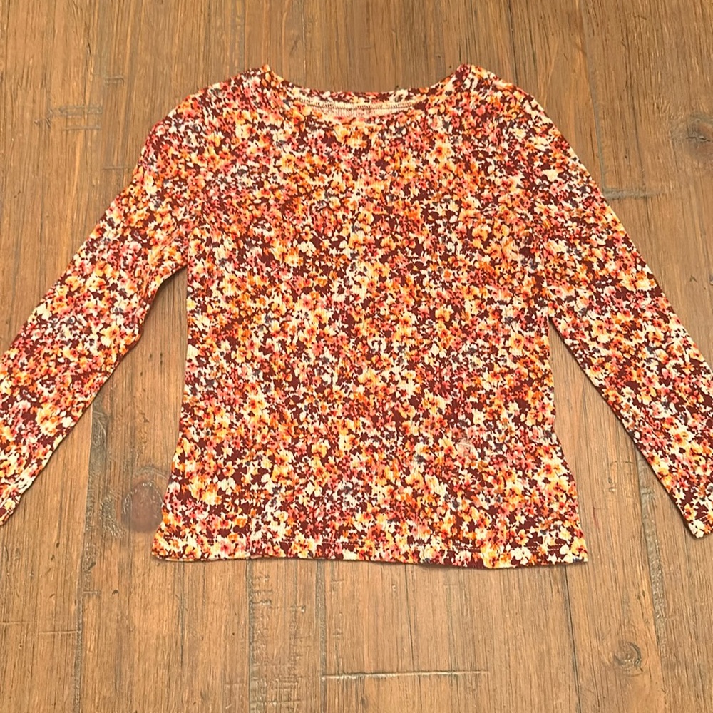 Floral long sleeve thermal design - NEVER WORN